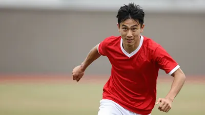 Liverpool F.C. eye Barcelona right-back Hector Fort, while left-back Calum Scanlon nears loan exit to Cardiff City