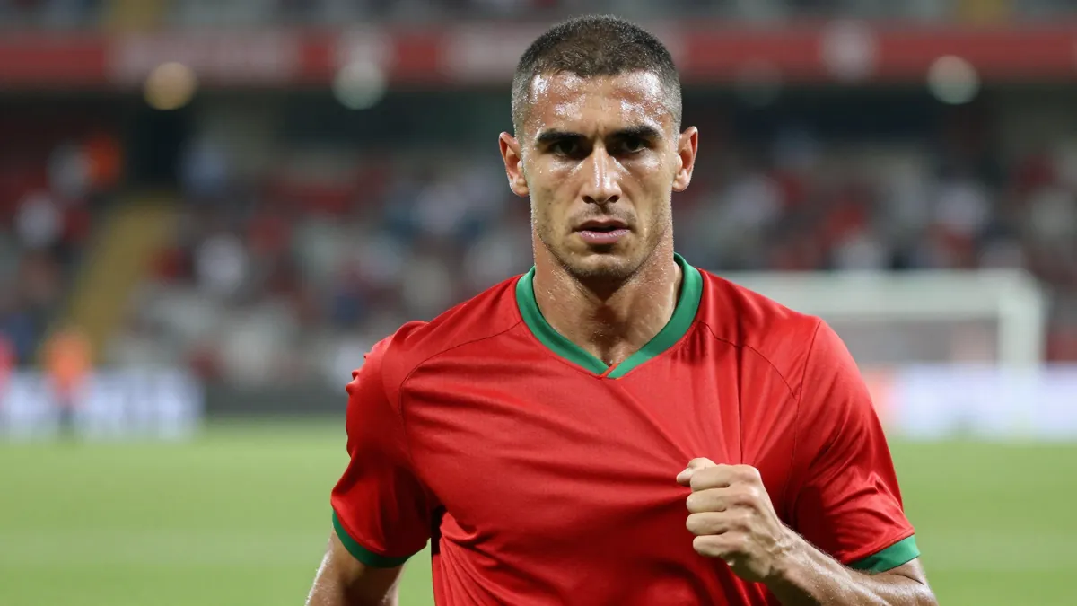 Liverpool F.C. is set to strengthen its defense with the signing of Ronald Araujo from Barcelona