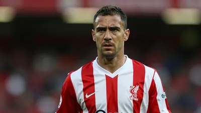 Jamie Carragher criticised Liverpool's midfield after a 2-2 draw with Newcastle at St James' Park, saying the current...