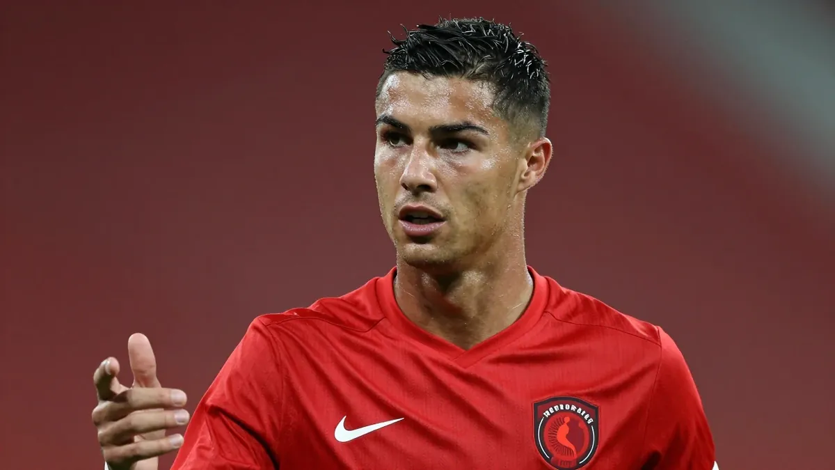 Liverpool F.C. Are working on a major move for Bradley Barcola and a deal for Ismaila Sarr, as Stefan Bajcetic nears a...
