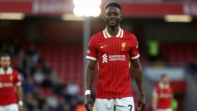Liverpool F.C. drops interest in Paris Saint-Germain winger Ibrahim Mbaye, paving the way for Manchester United to sign...