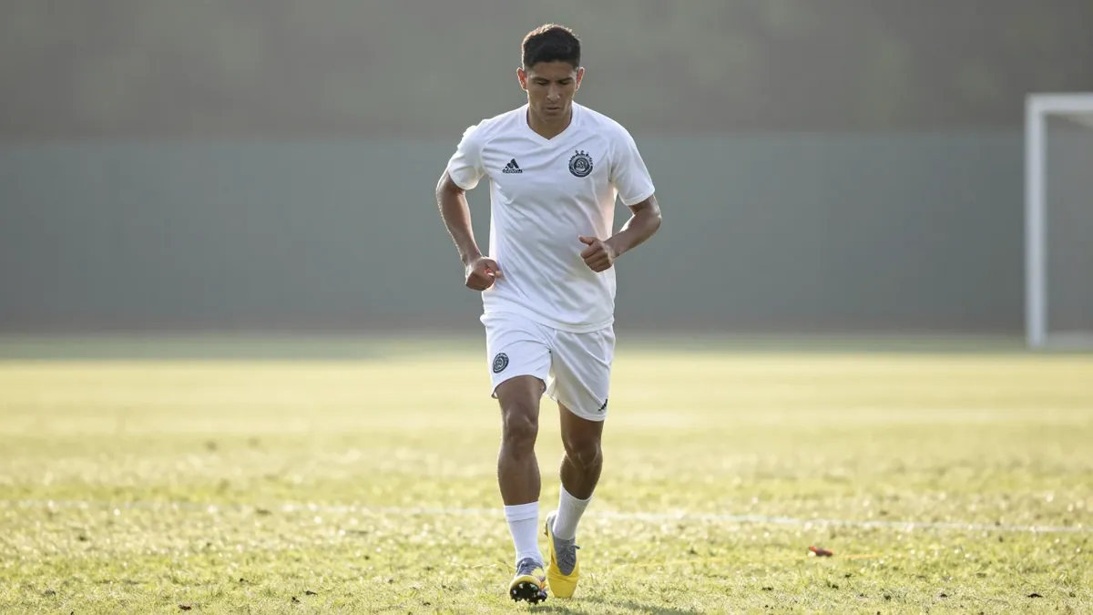 Liverpool have kept in touch with the representatives of Real Madrid midfielder Aurélien Tchouaméni, despite the...