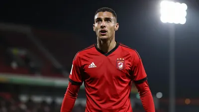 Liverpool F.C. confirms the transfer of Curtis Jones to Inter, with the midfielder signing a contract until 2031