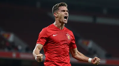 Liverpool F.C. secures James Hill from Bournemouth for £40m to bolster defense amid Joe Gomez injury