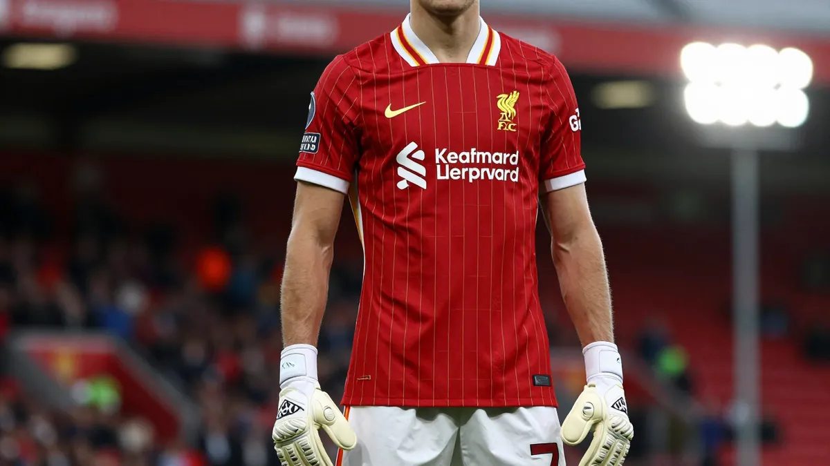 Liverpool F.C. midfielder Dominik Szoboszlai believes the team can challenge for the title again under new coach Andoni...