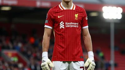 Liverpool F.C. midfielder Dominik Szoboszlai believes the team can challenge for the title again under new coach Andoni...