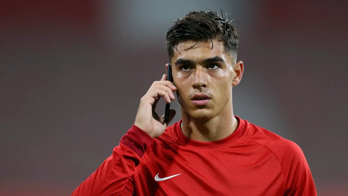 Liverpool F.C. Are finalising a £123m move for PSG's Bradley Barcola, with captain Virgil van Dijk welcoming the...